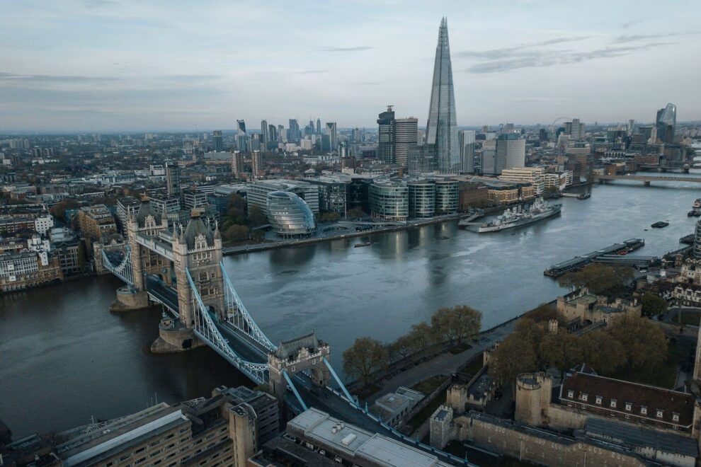 イギリス、ホールセール金融市場におけるブロックチェーン活用とトークン化を推進
