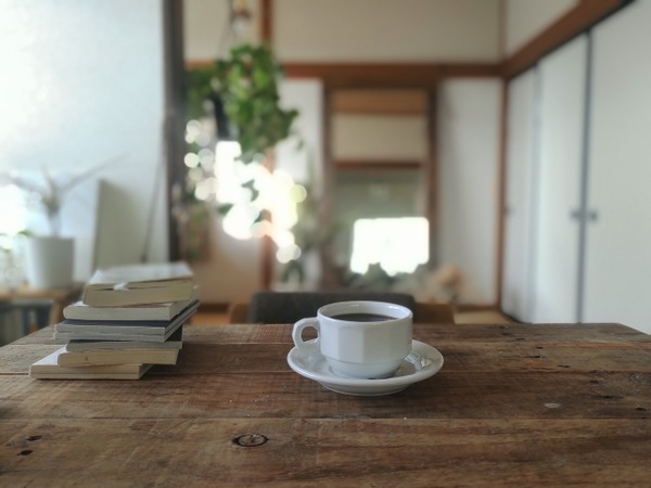 富山県図立図書館カフェ1