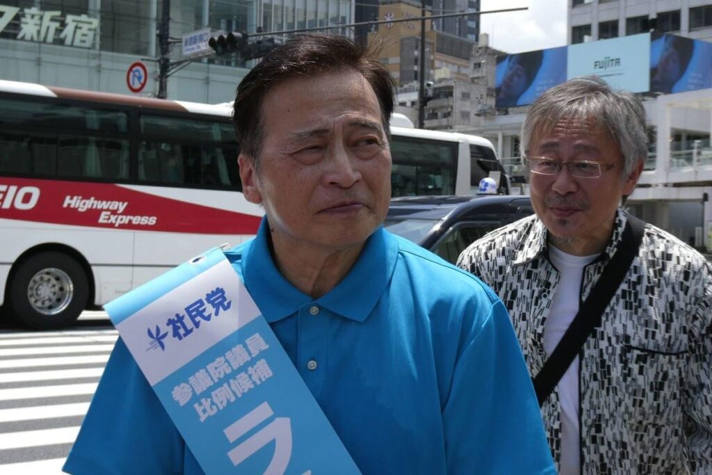【参院選】社民党から出馬のラサール石井氏が第一声「人間にファーストもセカンドもないんですよ」