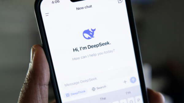 ドイツの規制当局がApple＆GoogleにDeepSeekアプリをアプリストアから削除するよう要請 - au Webポータル