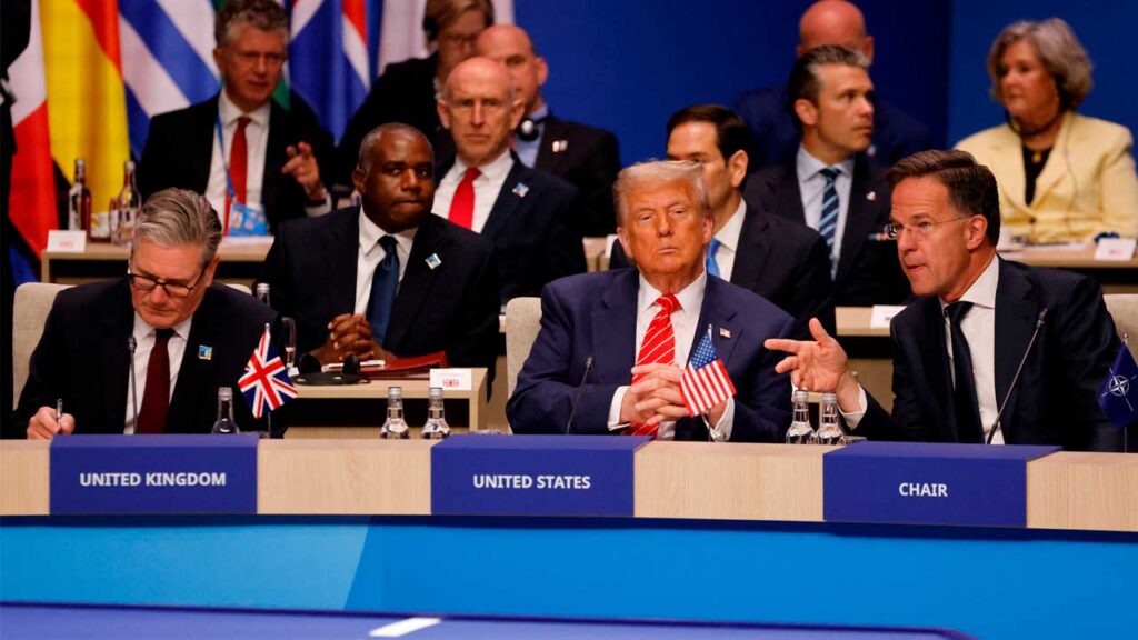 防衛支出GDP5％を決めた欧州の「覚悟」 - 日経ビジネス電子版