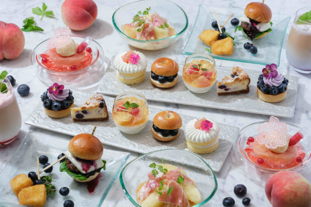 【金沢駅】「ハイアット セントリック 金沢」の「FIVE – Grill & Lounge」で提供する「桃&ブルーベリー アフタヌーンティー」をご紹介♡ 【金沢駅】「ハイアット セントリック 金沢」の「FIVE – Grill & Lounge」で提供する「桃&ブルーベリー アフタヌーンティー」をご紹介♡