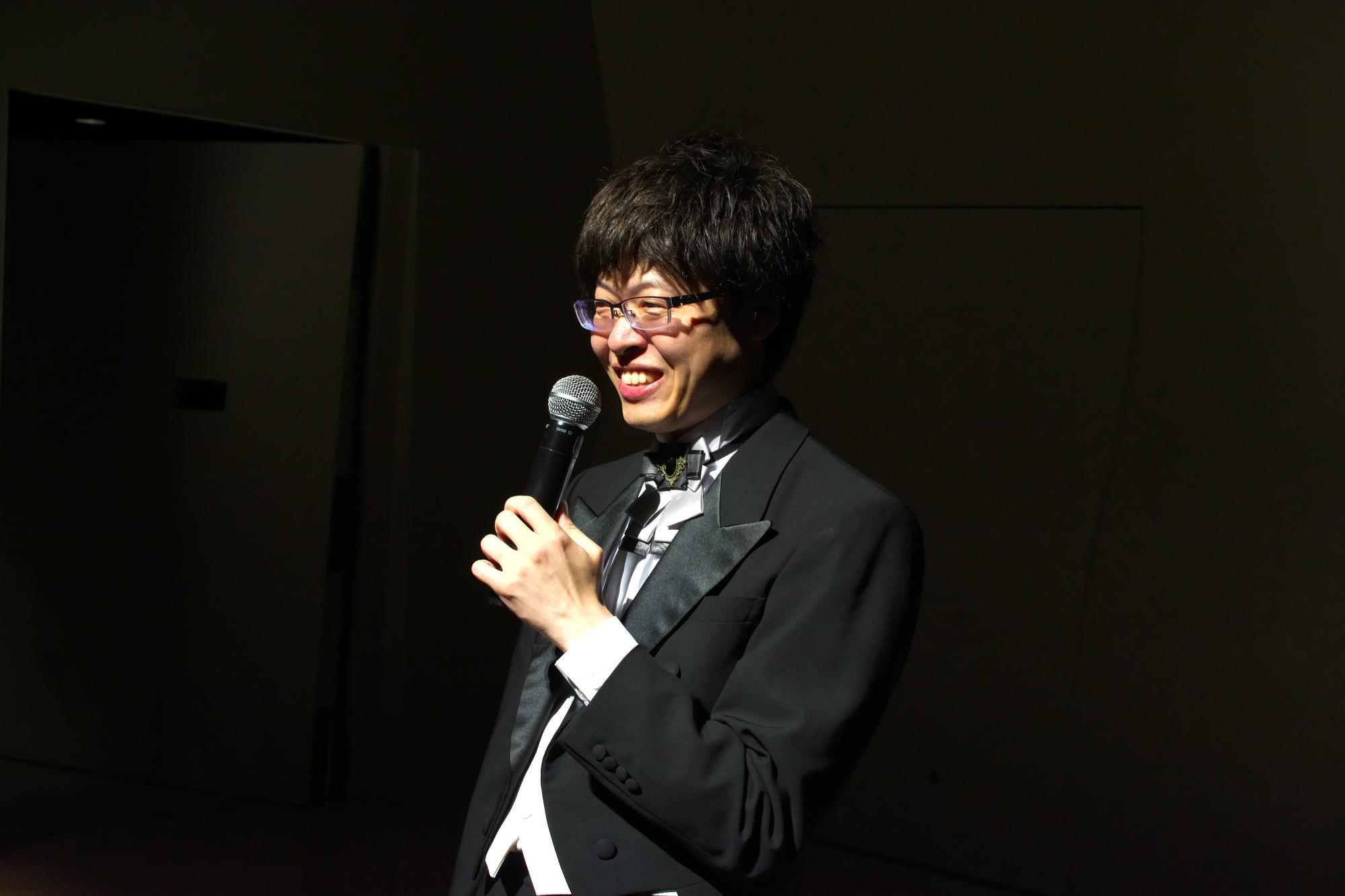 MCでは、笑顔や笑い声が絶えません。楽しいひと時です。