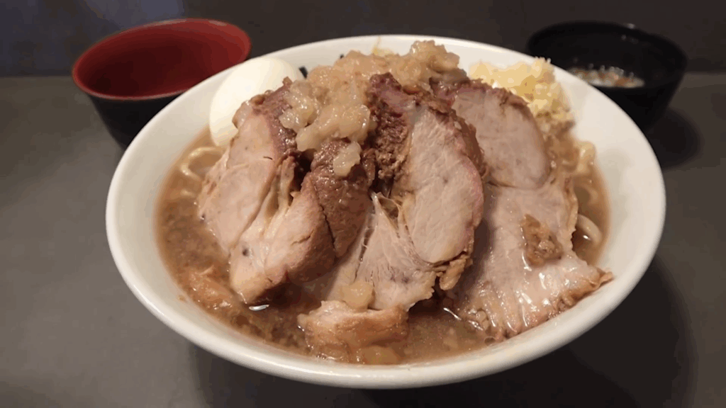 【静岡二郎系編】毎日ラーメン男SUSURUが行った！最上級に美味しいオススメの二郎系ラーメン店10選！ – SUSURU WEB.