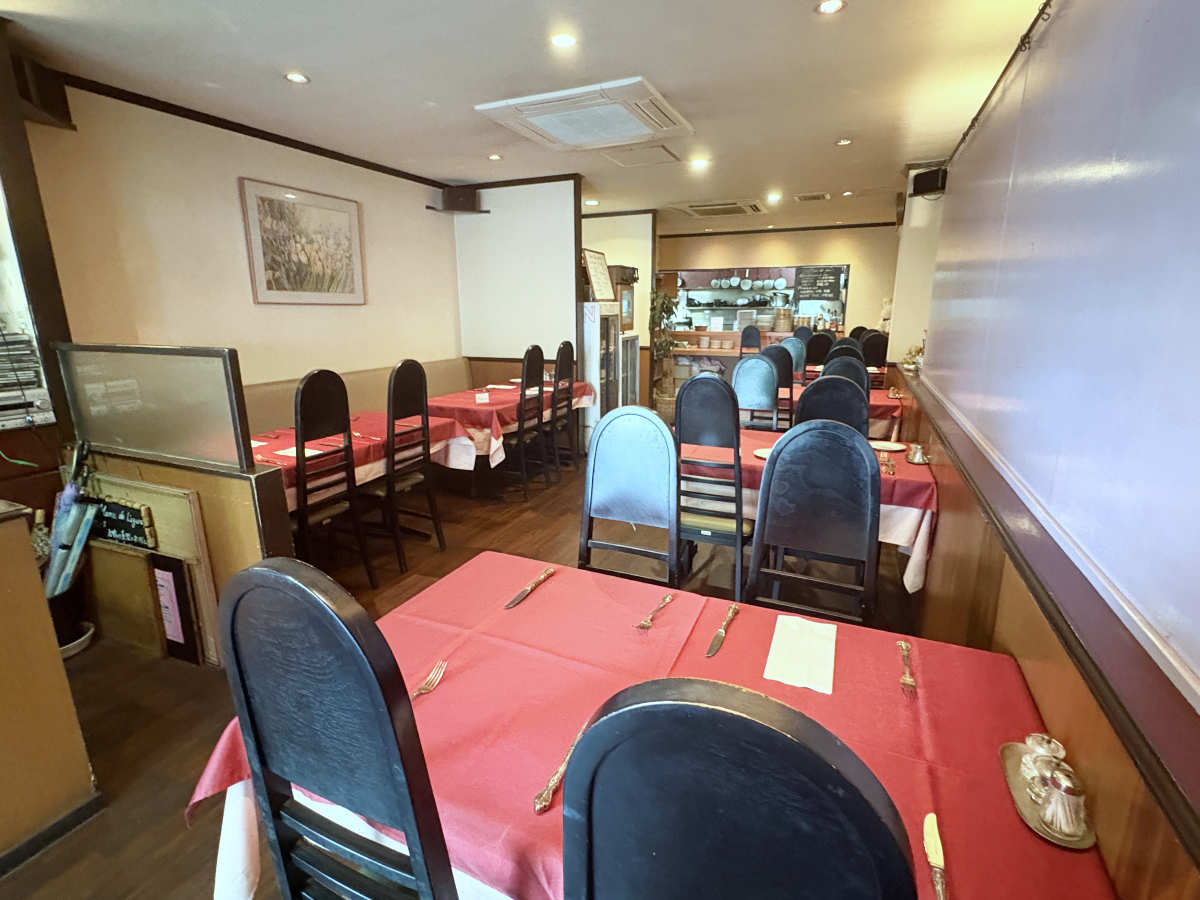ワイン2杯付きコースが3千円台！神戸・柳原『ビストロ プティポワ』の本格フレンチ [画像]