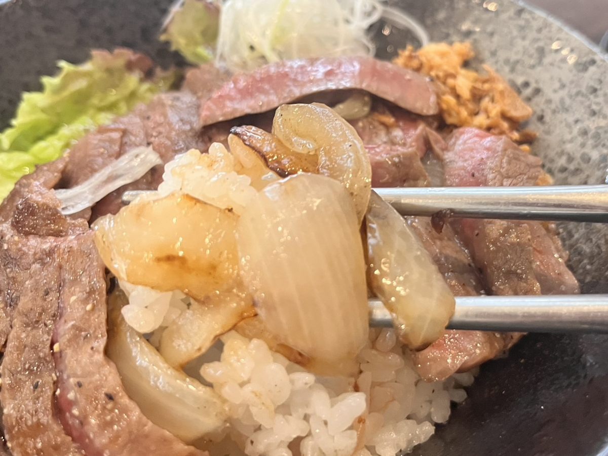 元町・南京町近くで発見！『焼肉酒場 叶』のコスパ最強A5ランク“お肉”ランチ [画像]