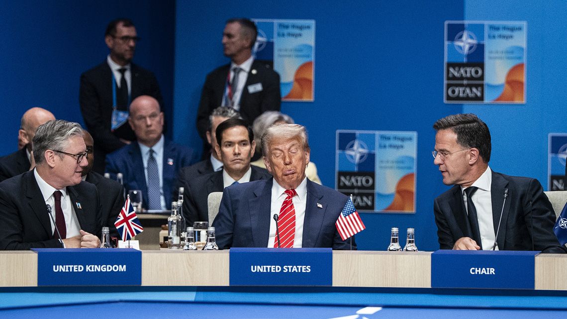 NATO首脳会合に出席するトランプ米大統領