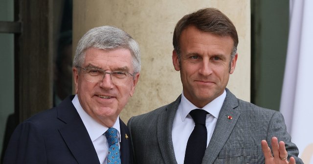 「これがフランスだ」パリ五輪“お粗末運営”に失望の声…現地記者が聞いた“選手の本音”「選手村は盗難が怖い」「東京五輪はもっと評価されるべき」 - トライアスロン - Number Web