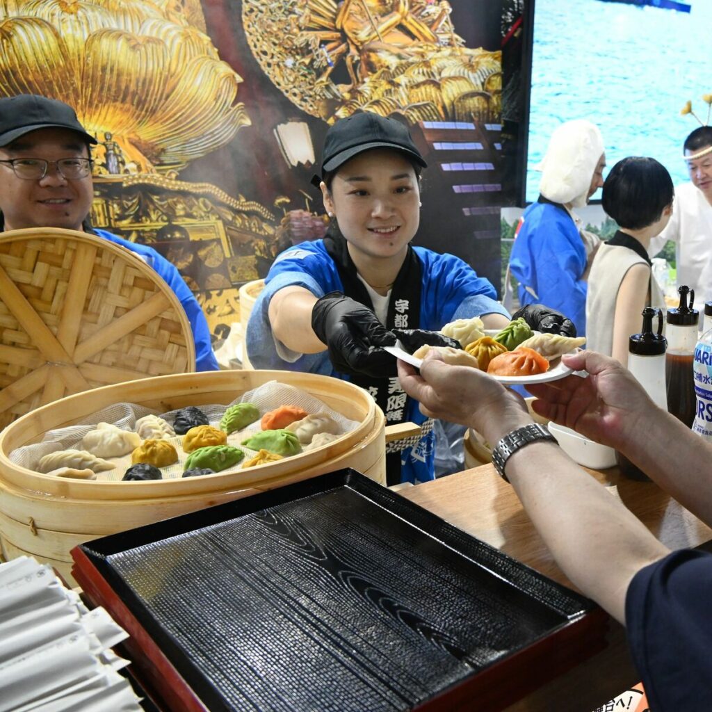 大阪・関西万博の栃木県ブース出展終了 目標８倍超の５万人来場 最後まで笑顔で魅力発信｜下野新聞デジタル - 下野新聞社