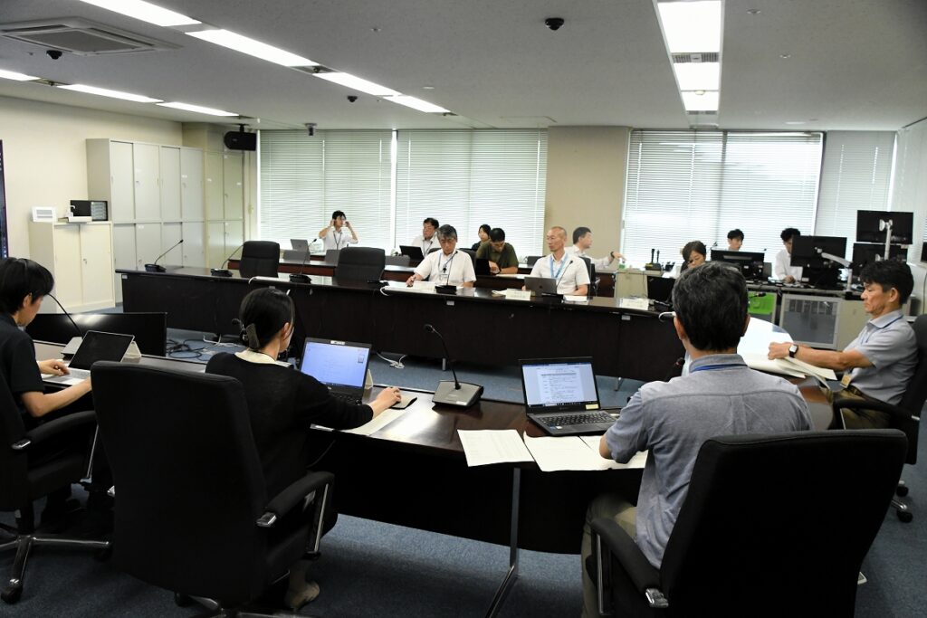 坂井市でクマに襲われ釣りの男性けが 肩を引っかかれる 福井県内の人身被害は今年初 県は対策協議 | 社会,政治・行政 | 福井のニュース - 福井新聞社