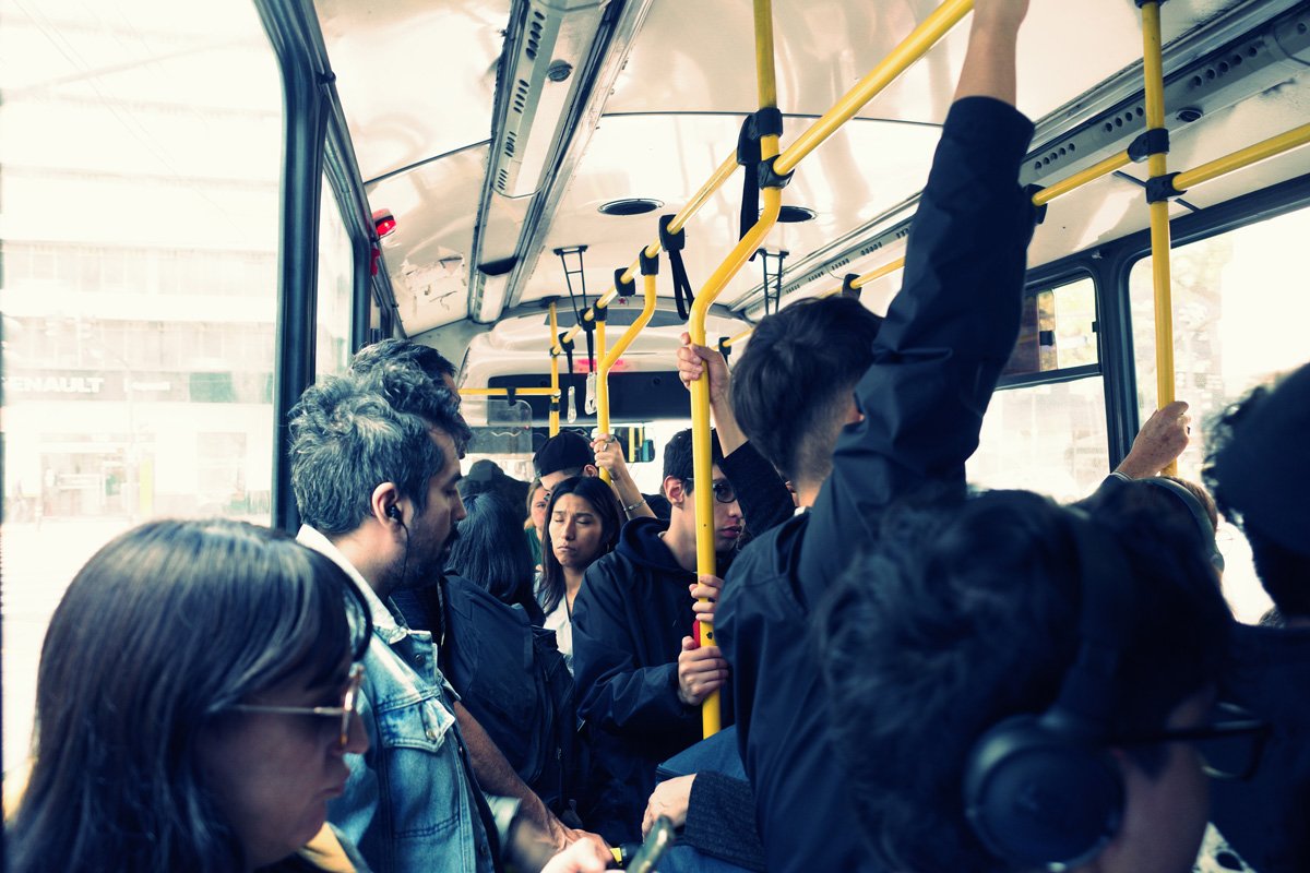 ブエノスアイレスのパレルモ地区から南へ向かうバス