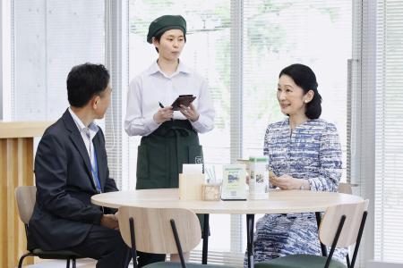 紀子さま、支援学校を視察 宮城、献血大会出席へ | | 全国のニュース