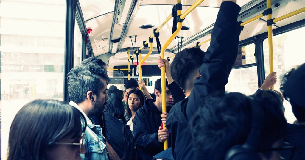 「ミック・ジャガー」に憧れ「狂った経済学者」から「アルゼンチンのトランプ」へ…ハビエル・ミレイ大統領の半生から見える“正体”とは? | 美しき衰退 | ダイヤモンド・オンライン 「ミック・ジャガー」に憧れ「狂った経済学者」から「アルゼンチンのトランプ」へ…ハビエル・ミレイ大統領の半生から見える“正体”とは? | 美しき衰退 | ダイヤモンド・オンライン