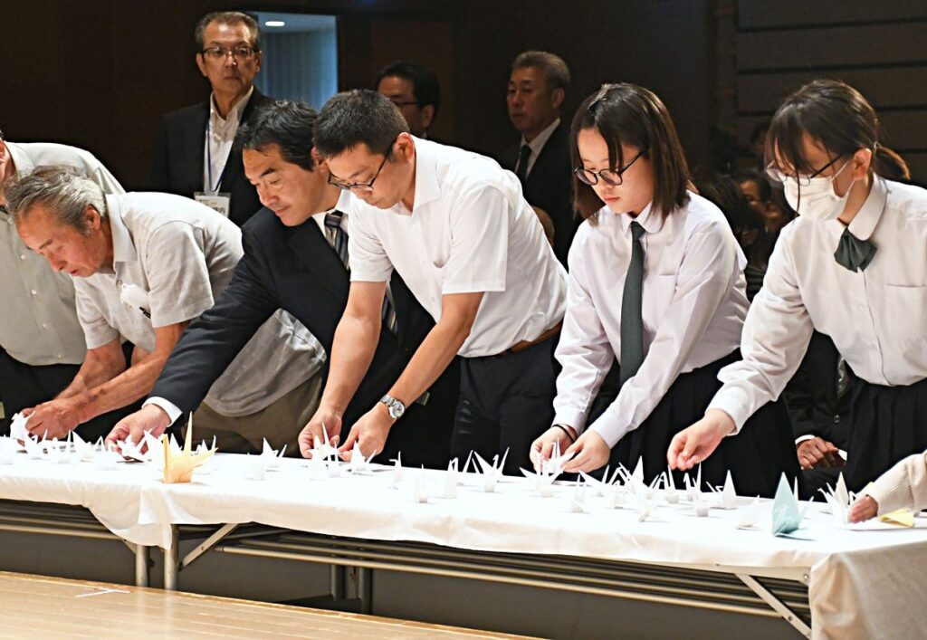 空襲の記憶を後世に、青森市内で追悼行事｜文化・歴史,社会｜青森ニュース｜Web東奥 - 東奥日報社