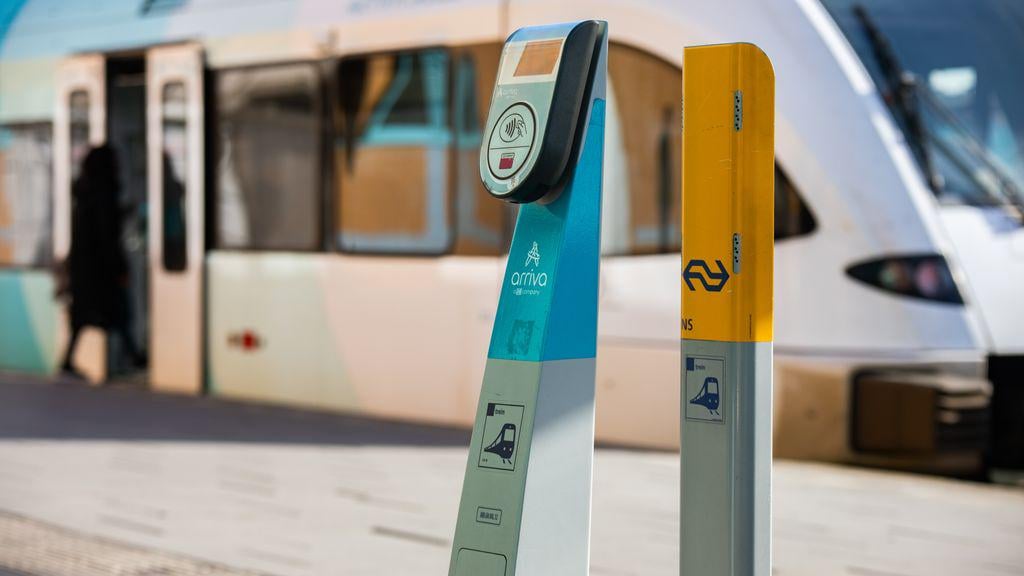 ヨーロッパはオランダと軌道に乗っていますが、旅行者はすぐにより頻繁に切り替える必要がありますか？