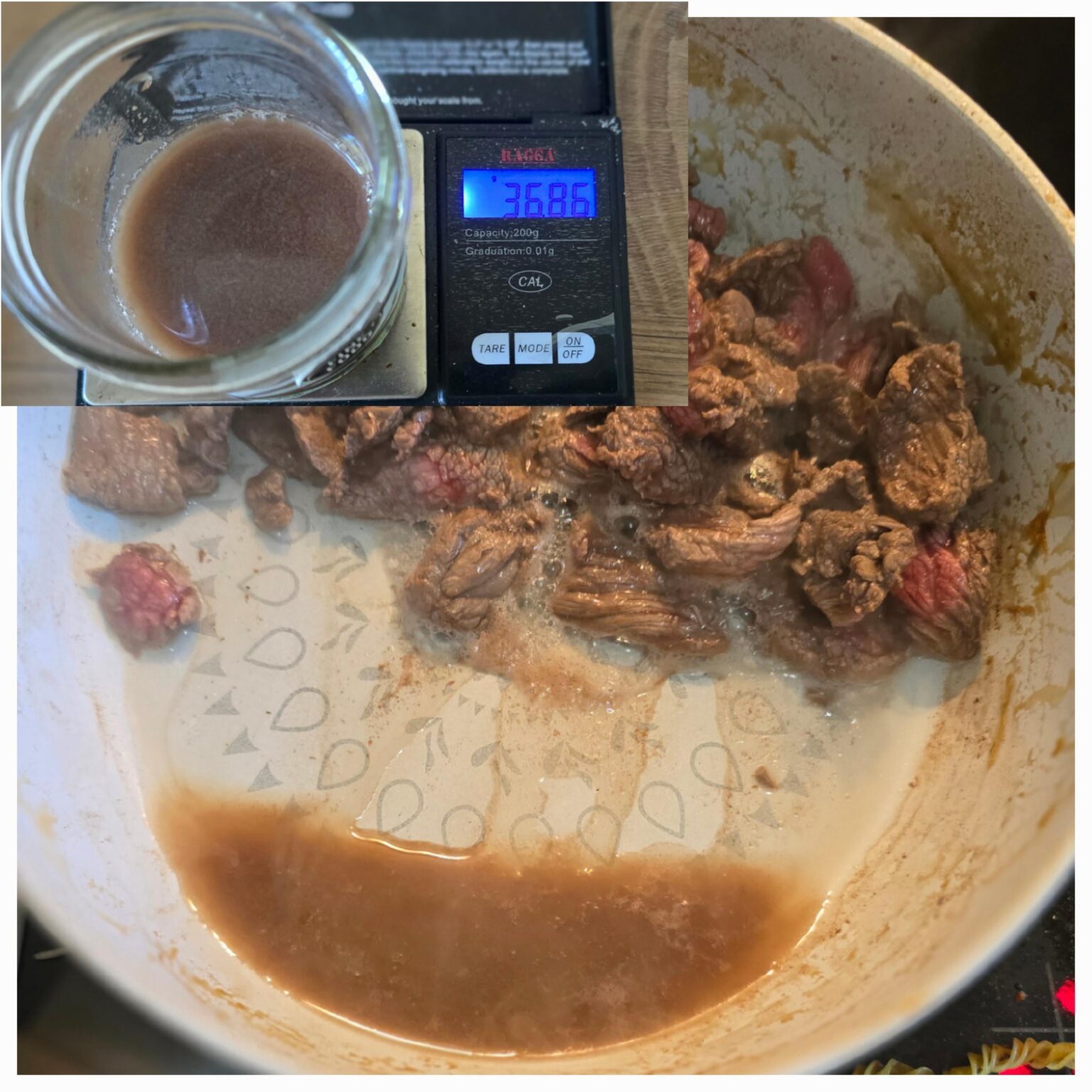 250grsの肉汁に14％の水があるのは普通ですか？私はそれが前にそのようだったとは感じませんでした。 M-バッカースライスビーフ250grs（油やワインのないドライクッキング）