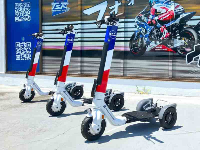 【ストリーモ】鈴鹿8耐参戦チーム「F.C.C. TSR Honda France」へ専用ラッピングの車両提供（バイクブロスニュース）｜ｄメニューニュース（NTTドコモ）