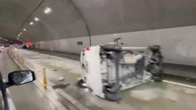 中央分離帯の無い高速道路 トラックが対向車線にはみ出したか 軽乗用車と衝突 男性死亡【愛媛・宇和島の松山道】