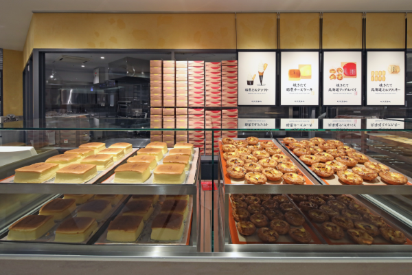 北海道スイーツブランド「札幌農学校」新千歳空港ファクトリー店の店内