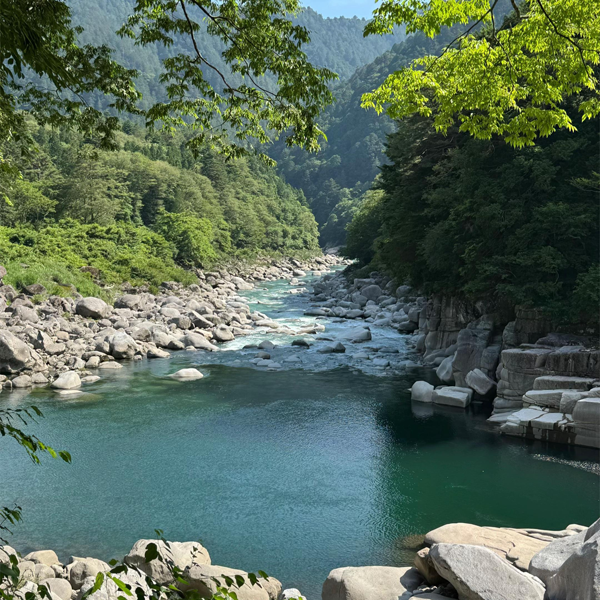 長野・上松町の「寝覚の床」