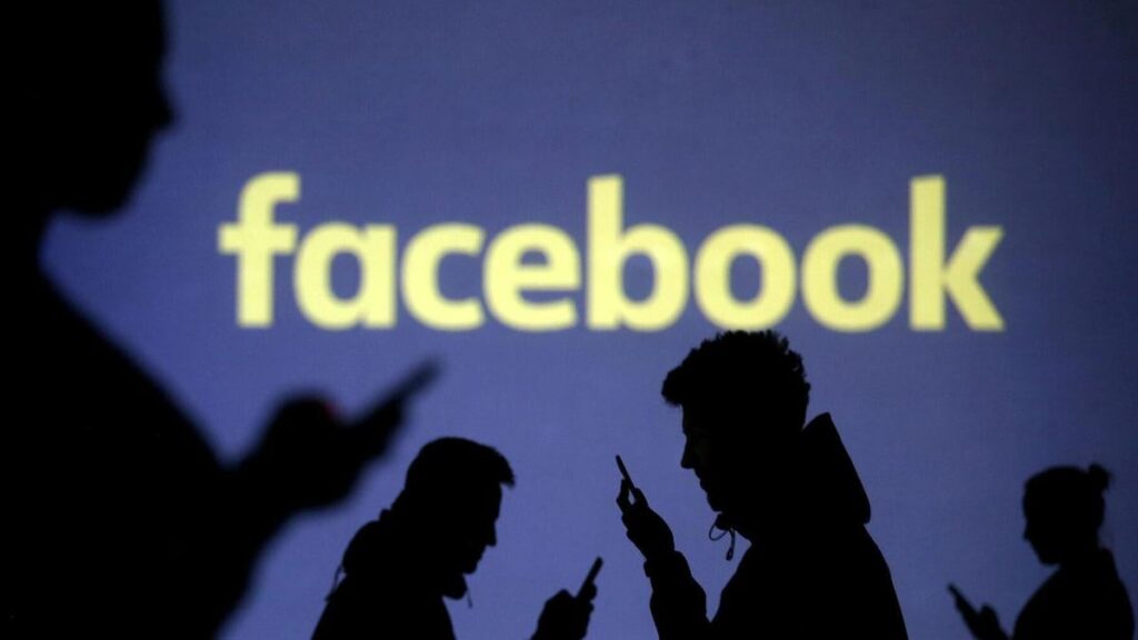 これで、FacebookとInstagramに3つの選択肢があります。