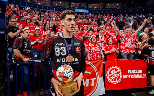 写真2025EHFエクセレンスアワード男子部今年の有望株賞を受賞したイアン&middot;バルーペ、写真出典=欧州ハンドボール連盟