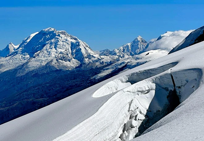 ペルー最高峰で日本の登山者２人が遭難 | 朝日ウイークリーデジタル(Asahi Weekly DIGITAL)日本語解説付きで読めて聴ける英字新聞