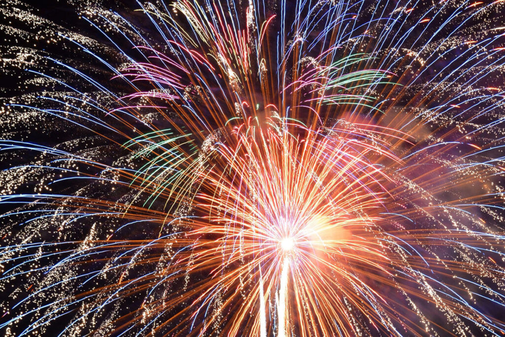 【2025】 第80回みなと祭花火大会が本日開催！境港の夏の風物詩 | 夜景FANマガジン