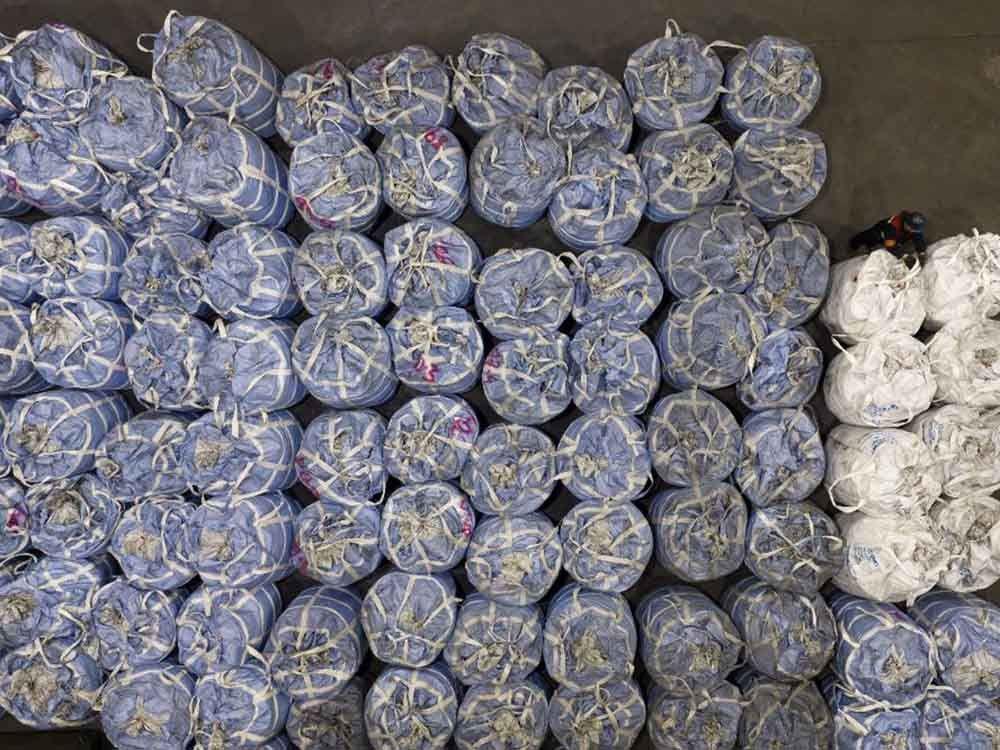 グリーンランド賞カナダは、国防産業に重要な金属の許可証