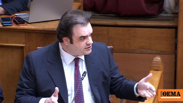 Pierrakakis：すべての銀行料金はATMにリセットされます