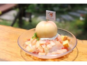 【愛知県西尾市】King Farm Cafeに、桃3玉を使用した夏季限定メニュー「もももももものかき氷」登場！ - STRAIGHT PRESS[ストレートプレス]