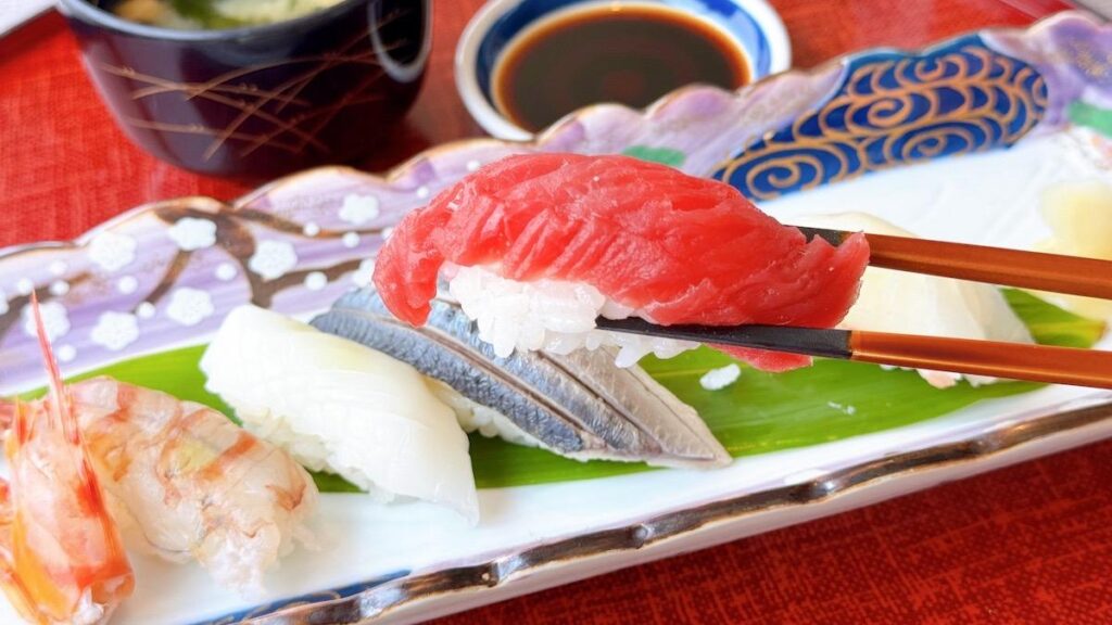 【福岡市】博多の街と海を一望しながら味わう旬の寿司会席「神楽」ランチ＆ディナーで新登場♪（博多あや.） - エキスパート - Yahoo!ニュース
