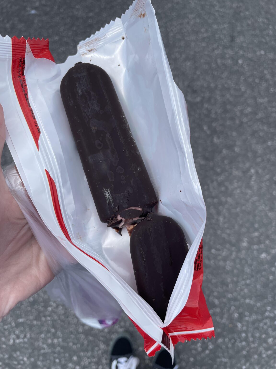 1つのパッケージに1つの半分のMROS。