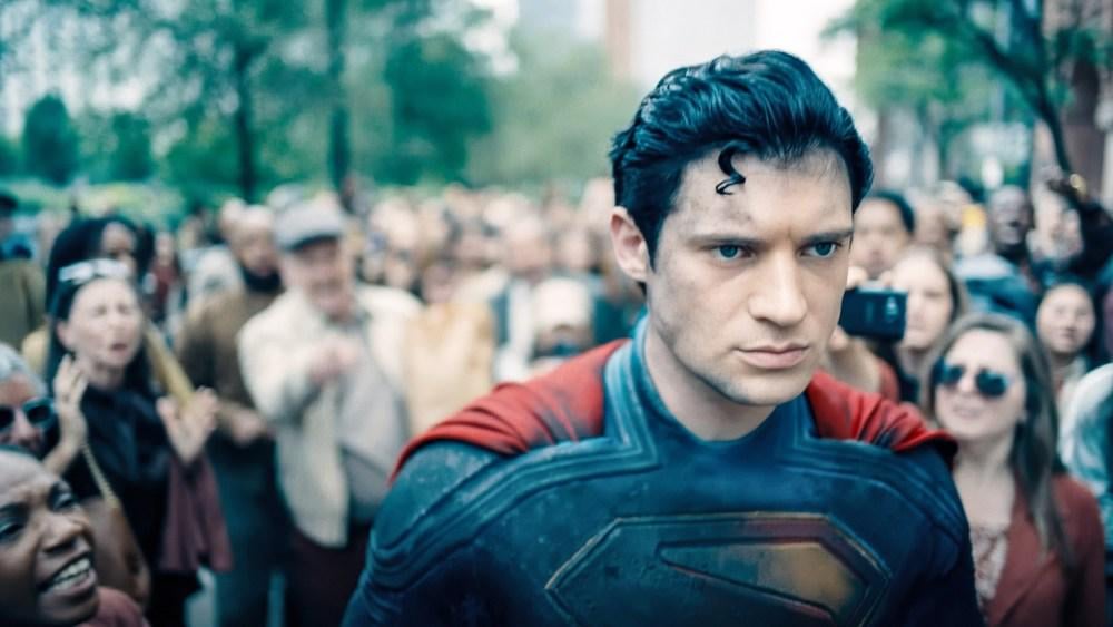「スーパーマン」の最初の反応は、ジェームズ・ガンのDCユニバースへの「スリリングなスタート」として映画「舞い上がる」と言っています。 David Corenswetは、Rachel Brosnahanとのチャートの化学物質から「例外的な」共有を共有しています