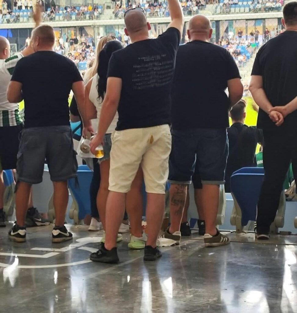 Zsoltika BedeはFradiの試合に参加しました