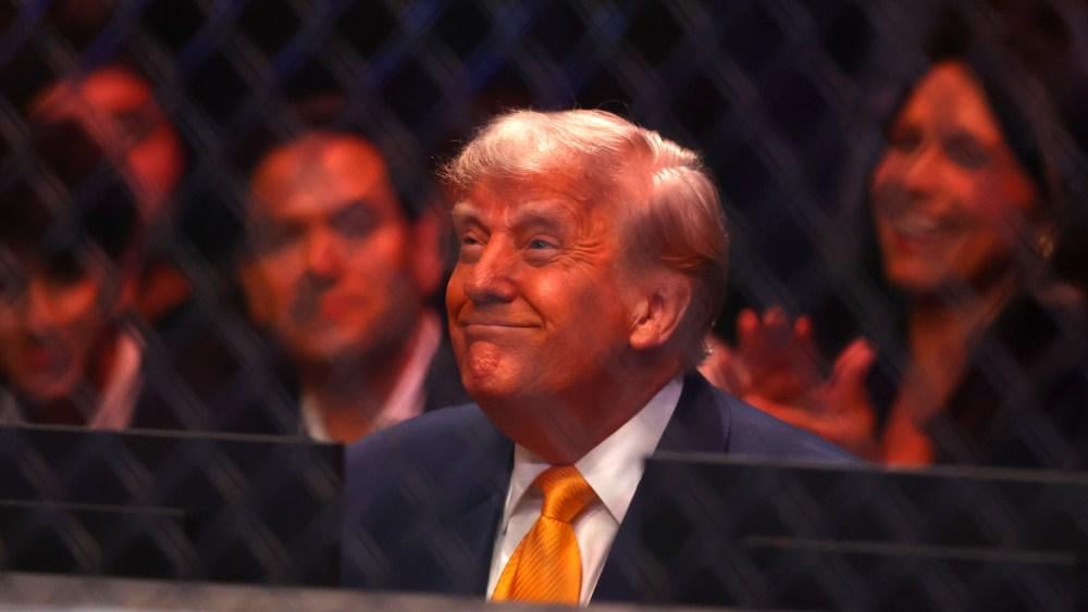 トランプは、ホワイトハウスが私たち250周年記念式典の一環としてUFCチャンピオンシップの戦いを開催すると言います