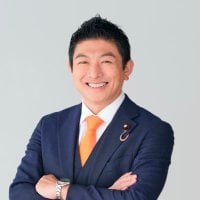 神谷宗幣「‪参政党の躍進の裏にはロシアの工作がある」という、まさに陰謀論が出てきました。本当にトランプ大統領みたいになってきましたよ。ロシアゲート事件と同じ構図。印象操作。参政党は親露派ではないし、ロシア政府の応援も受けていませんからね。」