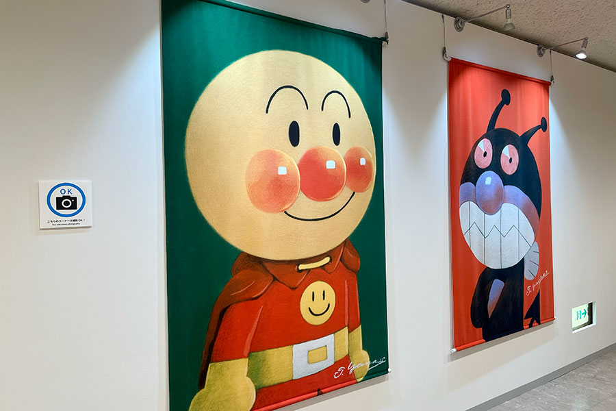 展示は撮影不可だが、展示最後にある大きなタペストリーは撮影ＯＫ