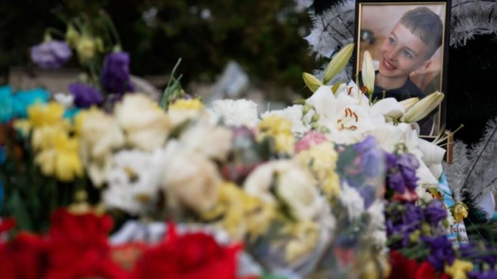 ロシアの空爆で命落とした１０歳少年、母親が悲しみ語る - CNN.co.jp