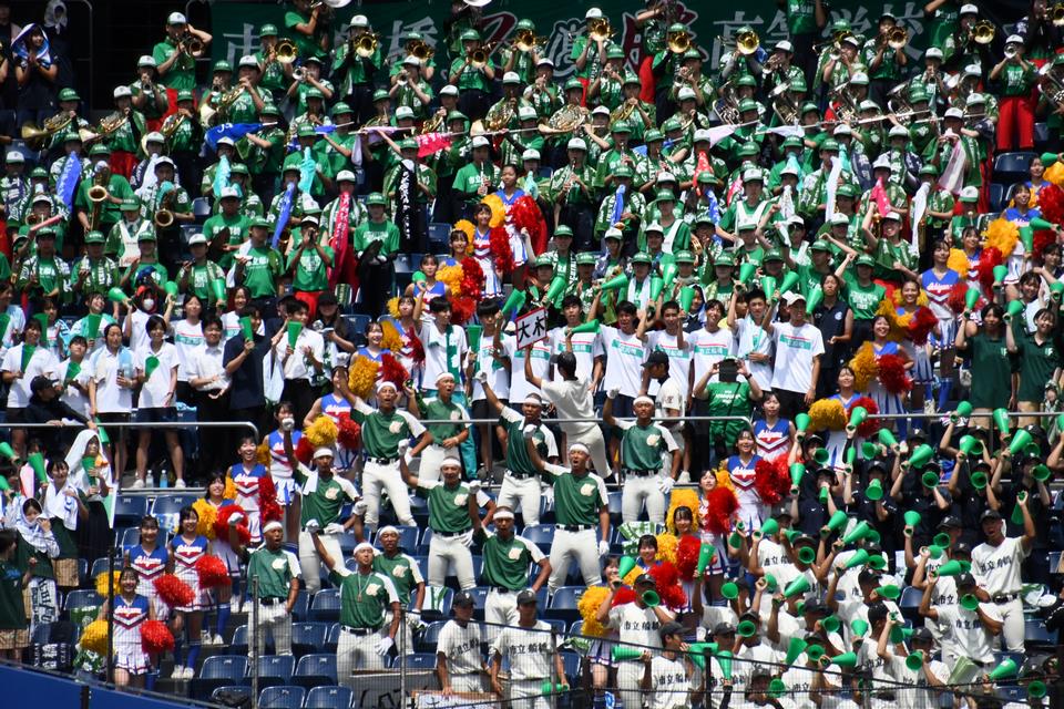 （決勝）応援団