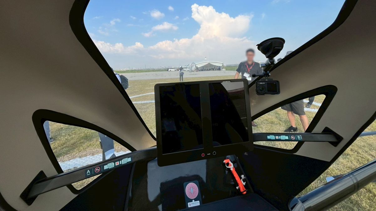 兵庫の空に未来が舞いあがる！斎藤知事も絶賛の「空飛ぶクルマ」デモフライトが実施／ひょうご楽市楽座