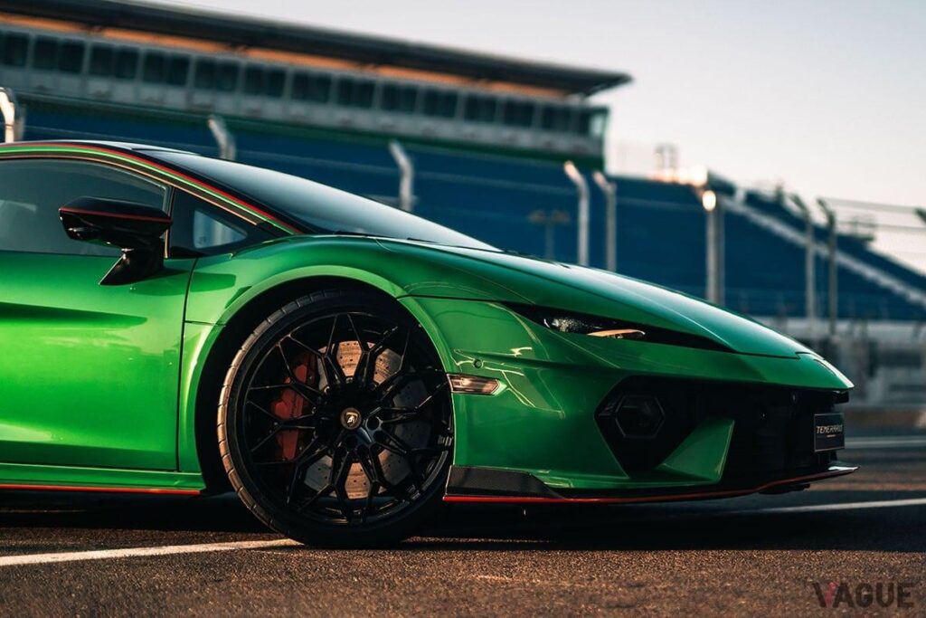 総合出力920馬力！ ランボルギーニの新スーパーカー「テメラリオ」サーキットでの印象は？ プラグインハイブリッドながら“エンジンの魅力が濃密”です