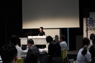 オープニングミュージック