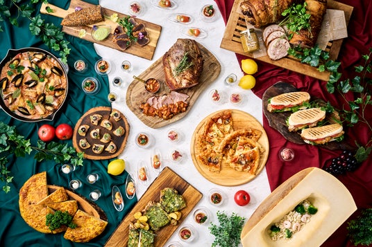 【リーガロイヤルホテル京都】～京都・フィレンツェ姉妹都市提携60周年記念～『イタリア・フィレンツェ フェア』開催 - 烏丸経済新聞