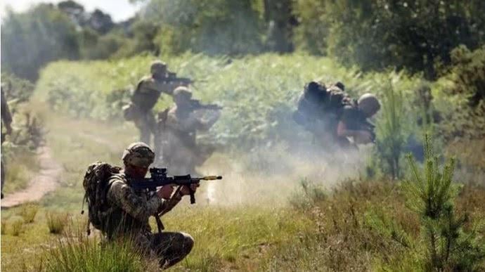 カットオフポクロフスクユニットとリンクしようとするロシア軍は囲まれ、消去されました