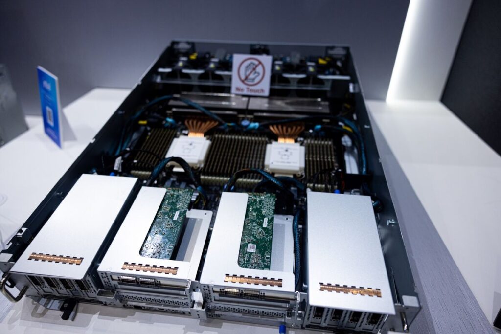 台湾総統、米国との交渉で合理的な関税率目指す－20％は暫定的な結果 - Bloomberg