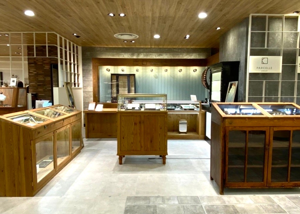 【PARCELLE JEWELRY 梅田店】8月の新作とイベントを発表 | 株式会社 PARCELLEのプレスリリース