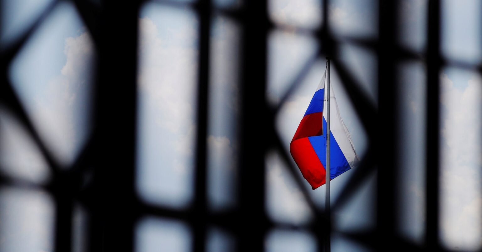 ロシア、中短距離ミサイル配備制限を解除　追加措置も警告 | ロイター