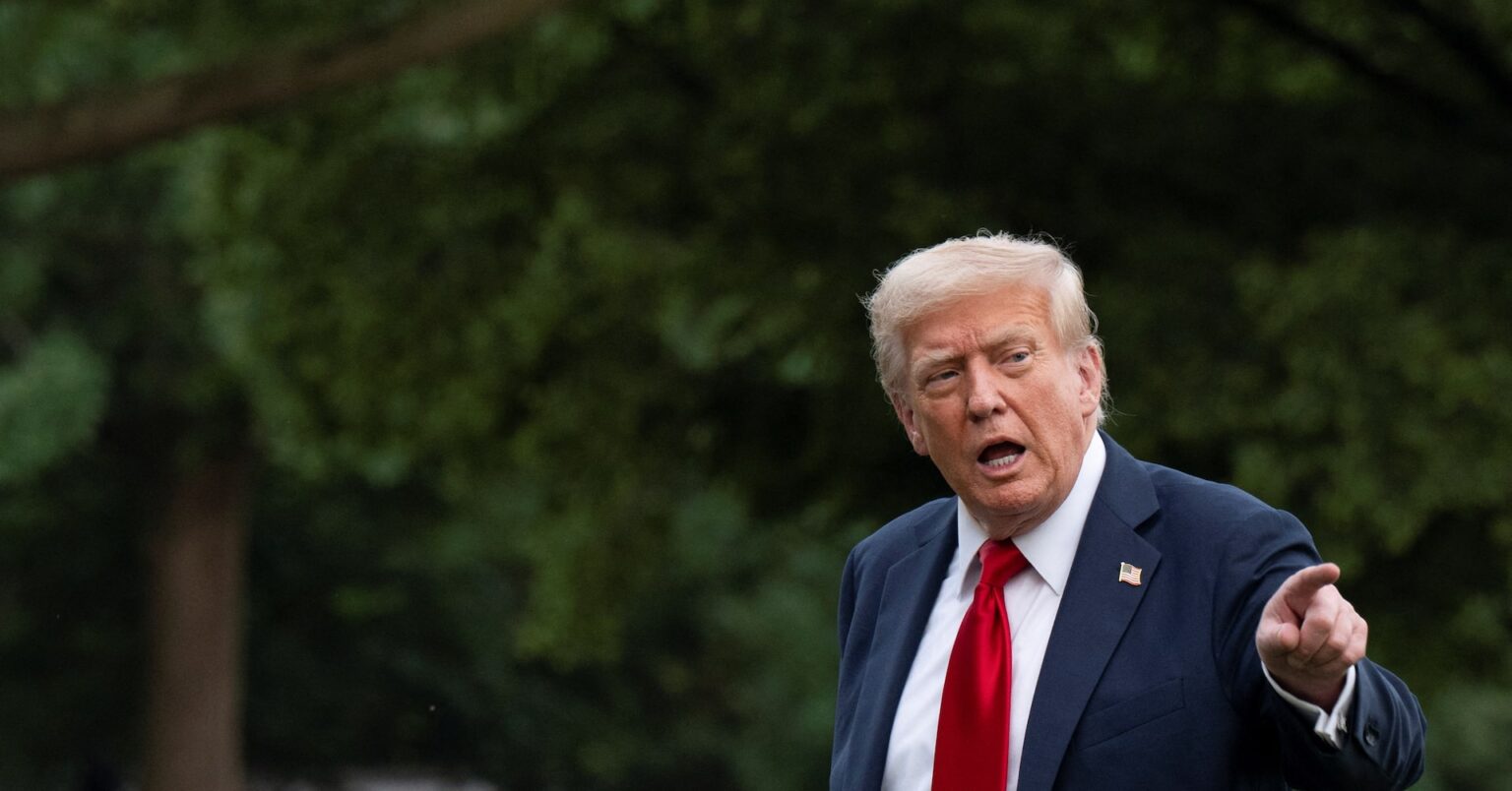 コラム:コラム:トランプ氏、局長解任で墓穴 利下げで市場味方にする好機逃す | ロイター コラム:コラム:トランプ氏、局長解任で墓穴 利下げで市場味方にする好機逃す | ロイター