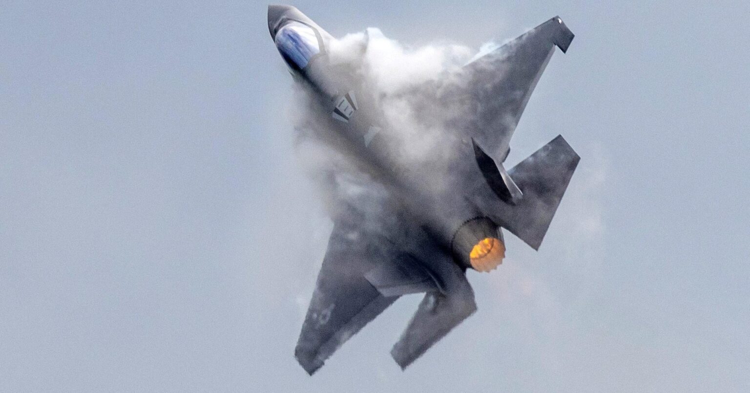 スペインはF-35の購入を除外し、ユーロファイターとFCAの間で選択します！